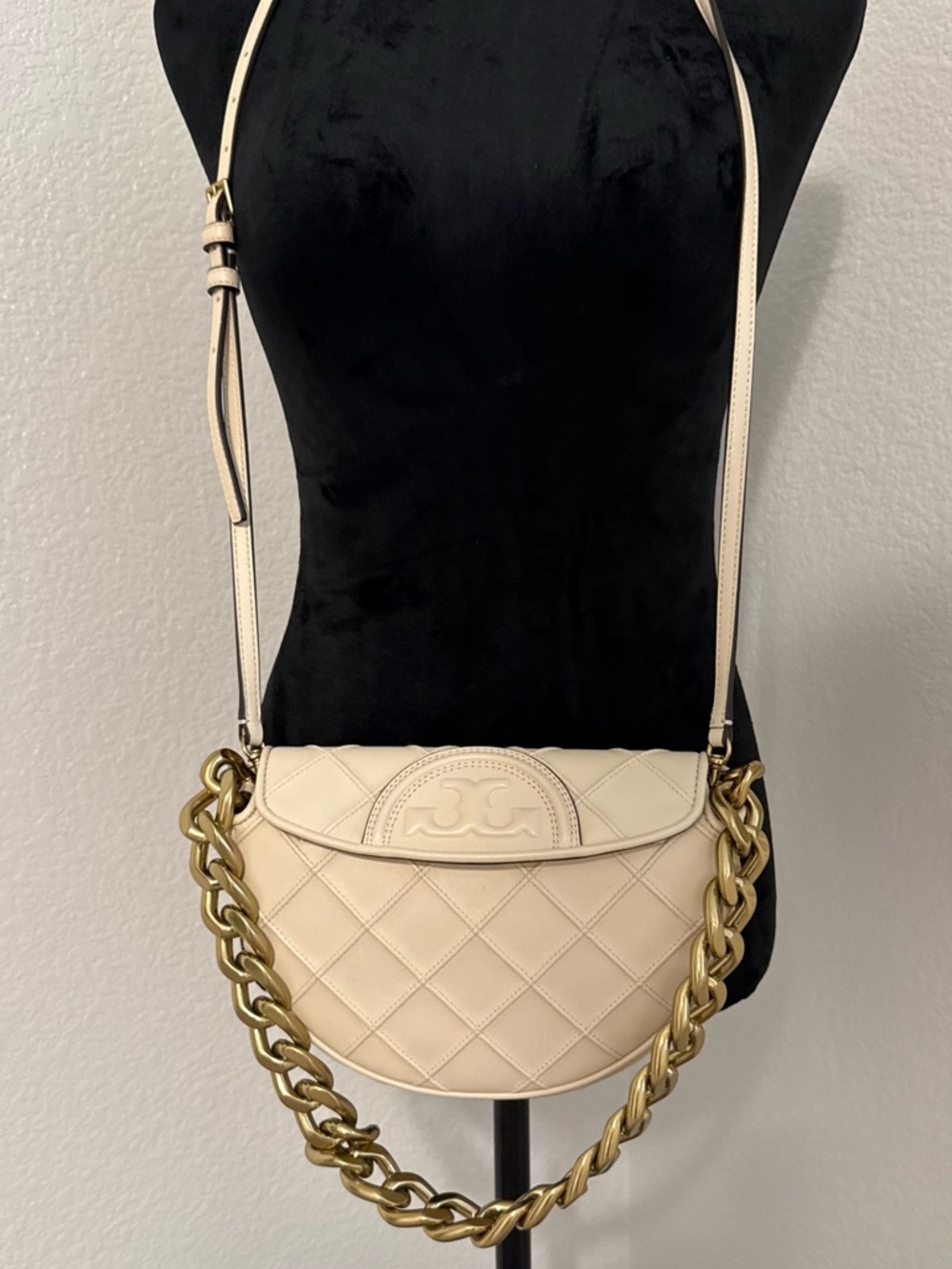 Tory Burch Cream Mini Fleming Crescent Bag with Gold Chain - Picture 6 of 17